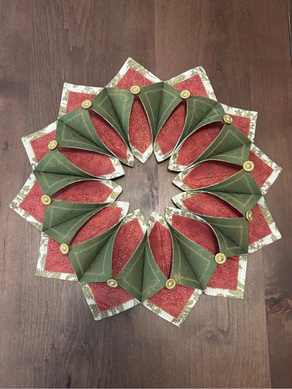Hand Crafted Fold n’ Stitch Holiday Wreath/Table Centerpiece